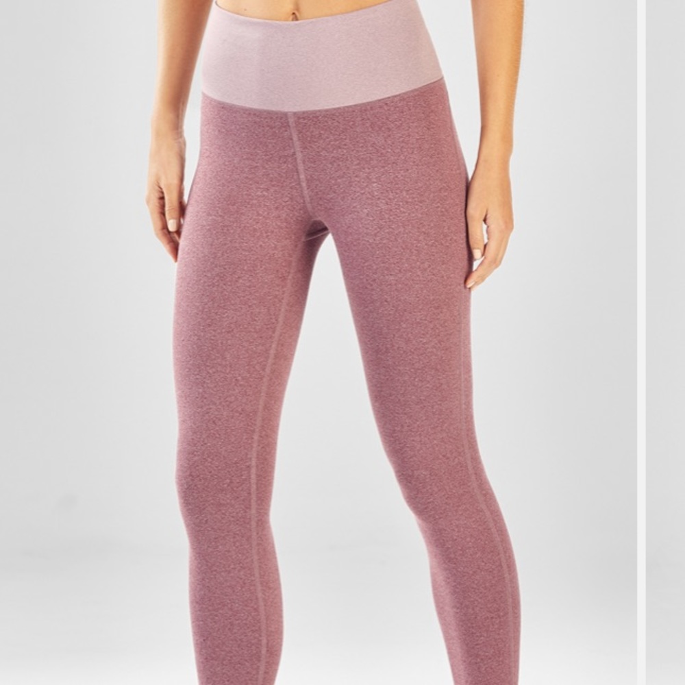Fabletics High-Waisted Heathered Capri Leggings Cherry/Dark Rosebloom size M